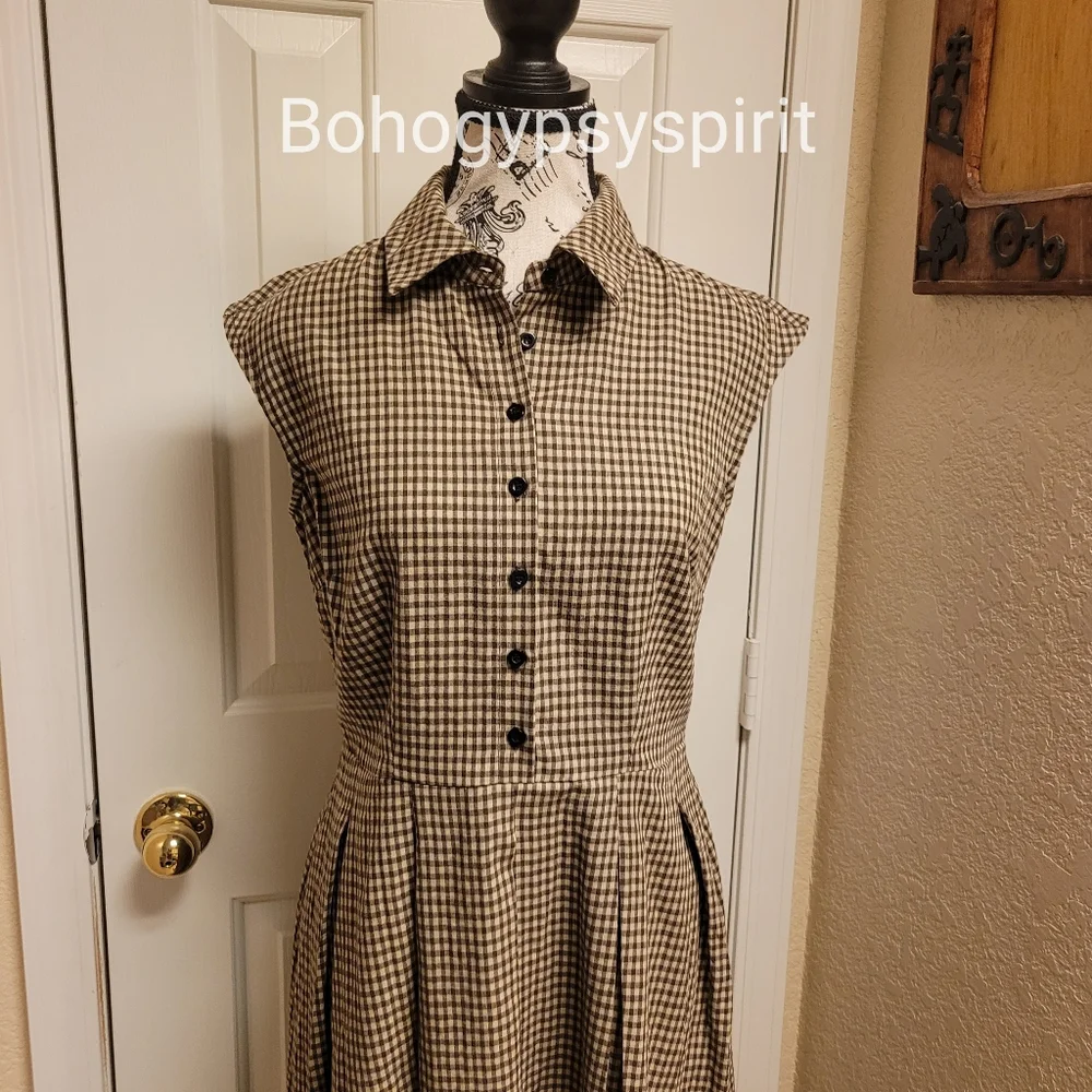NWT Rihoas Brown Plaid Button Pleated Midi Dress - Picture 14 of 17
